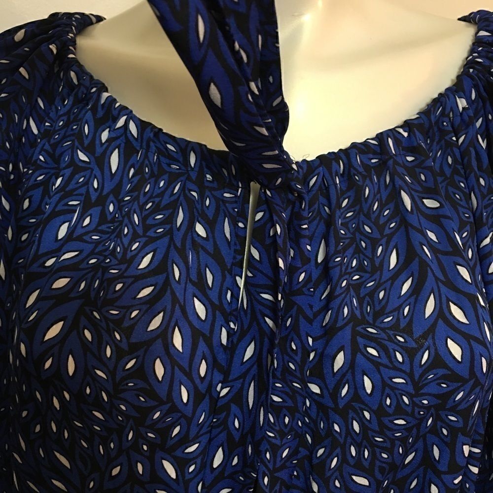 Violet & Claire drawstring Neck chiffon top‎ - Picture 2 of 5